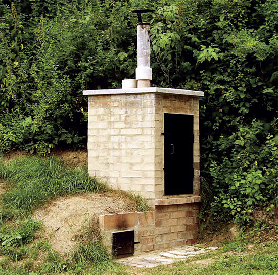 Domaci Zdena Udirna (uzené komory, zděná udírna, vysokým teplotám, betonové tvárnice, chuť aroma) Domaci Zdena Udirna