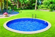 Rodinný bazén Azuro Ibiza ze zesíleného pozinkovaného plechu se vyrovná luxusním kopaným bazénům (Mountfield)