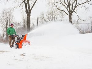 Odklízení i masivních závějí může být hračkou. Foto: Mountfield