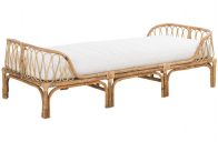 Denní postel Blond z bambusu. 16 549 Kč (Foto: WestwingNow)