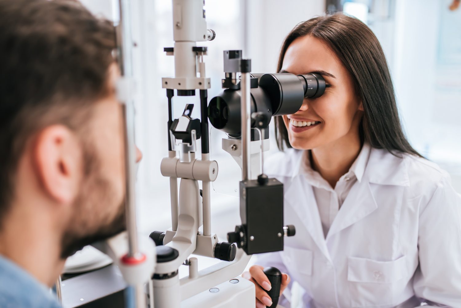 Oční lékař může doporučit i jiné vhodné řešení presbyopie