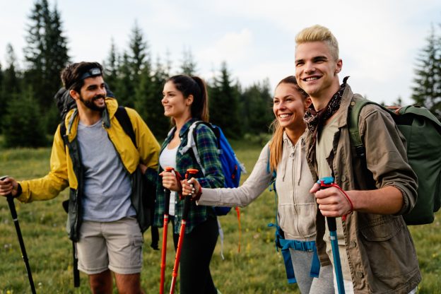 skupina turistů