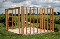stavba malé dřevostavby