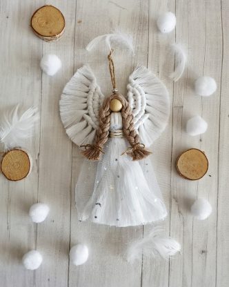 macramé andělíček