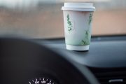 káva v autě