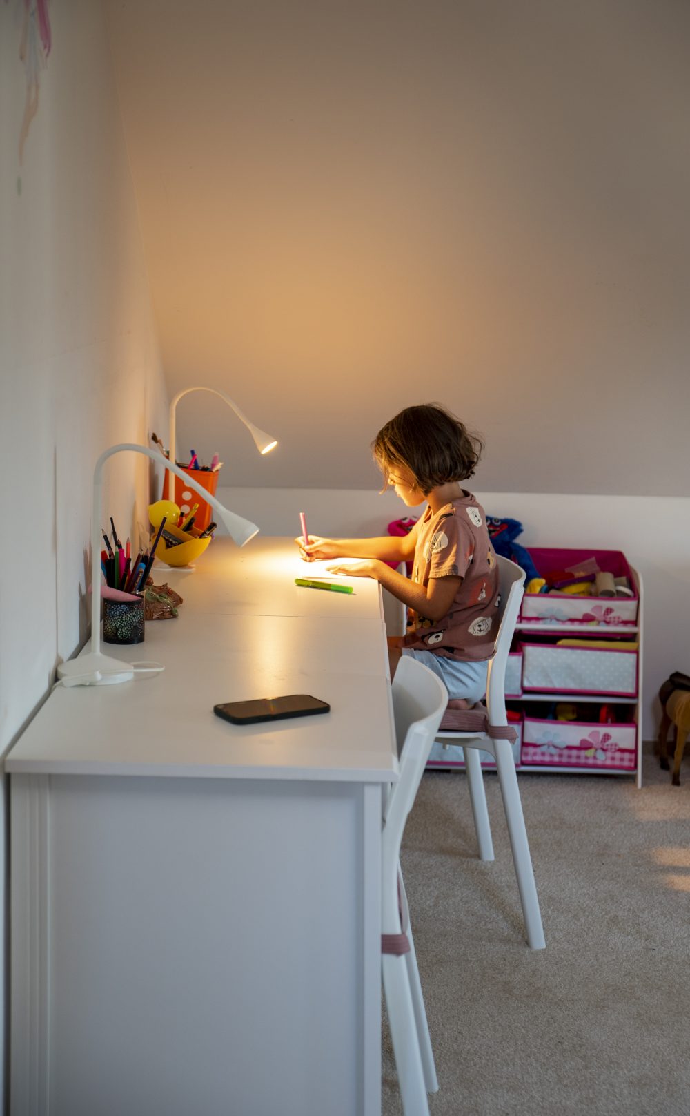 dětský psací stůl