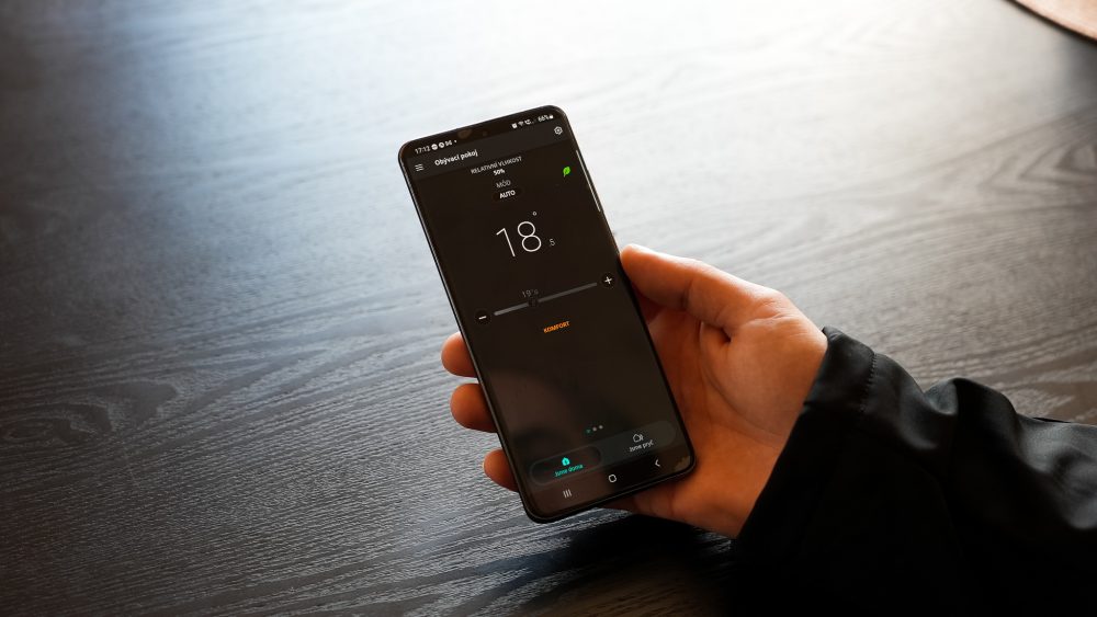 Ovládání přes mobilní aplikaci