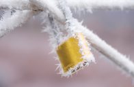 Led v zámku i v potrubí