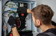 Jističe je nezbytné vybrat tak, aby byly dostatečně dimenzované a zamezily přetížení a zkratu